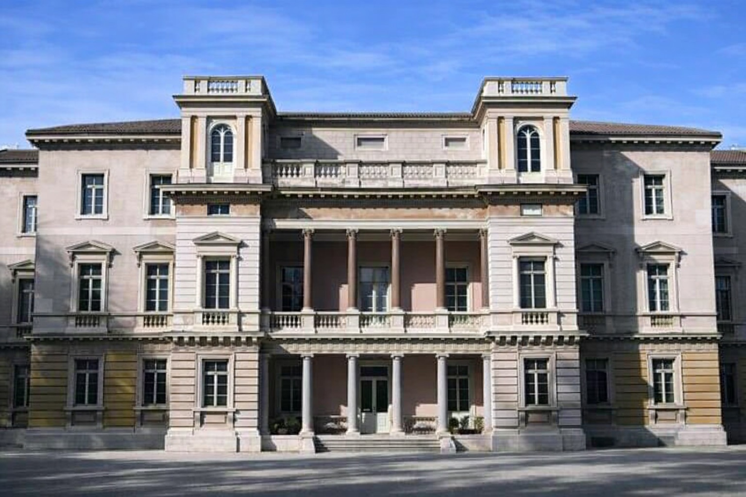 villa cecconi